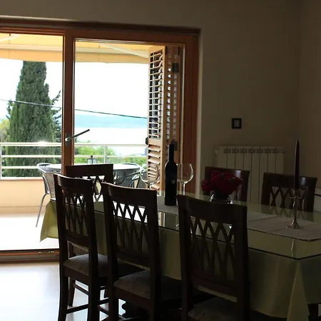 Cozy, Spacious Away From Home! Sea View Appartement *