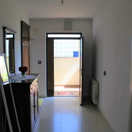 Apartamento Cozy, Spacious Away From Home! Sea View Zadar